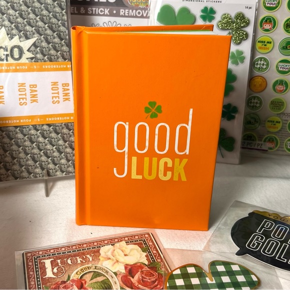 A LITTLE LUCK FOR YOU GIFT SET - Picture 8 of 15